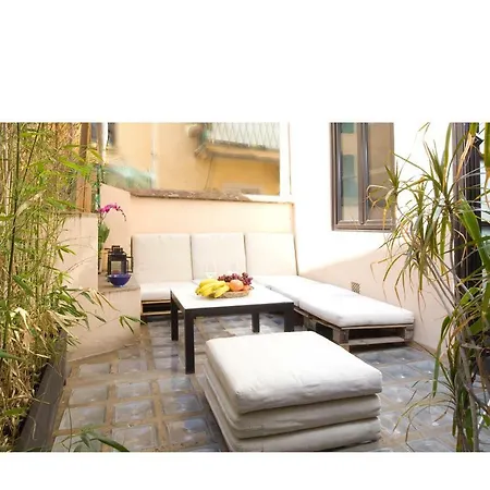 Loft Silent Terrace 8 Minutes Duomo *